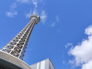 横浜マリンタワー